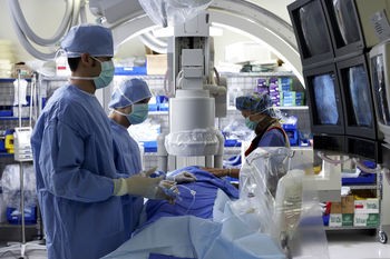 Chirurgia toracoscopica video-assistita (VATS).jpg
